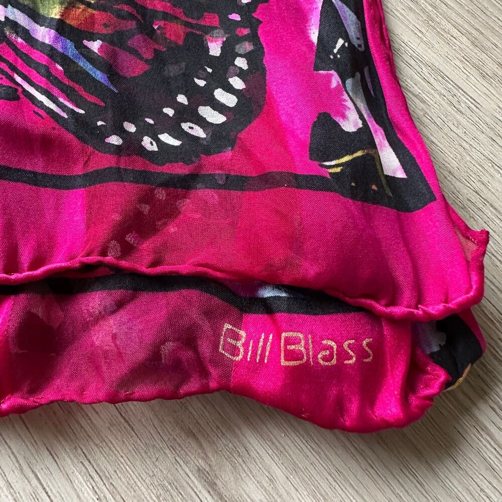 Vintage Bill Blass 100% Silk Scarf Butterfly Basha Scarves Fuschia Pink Monarch - Picture 3 of 7
